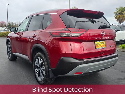 Used 2023 Nissan Rogue SV w/ SV Premium B Package AWD/4WD image 3