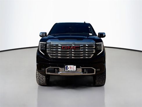 Used 2024 GMC Sierra 1500 Denali w/ Denali Reserve Package image 2