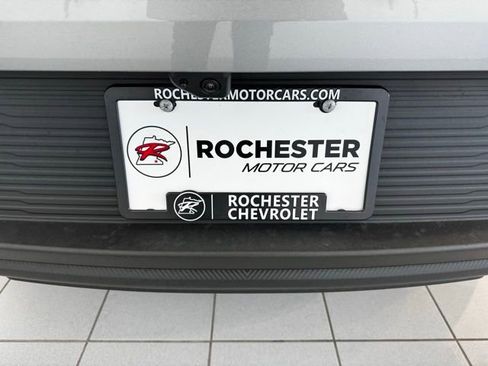 New 2026 Chevrolet Equinox EV LT image 38