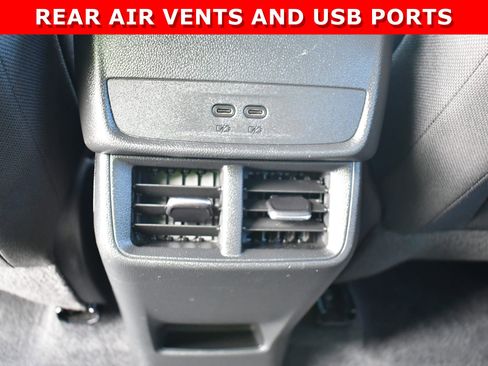 Used 2025 Chevrolet Equinox LT AWD/4WD image 22