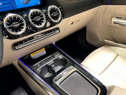 New 2026 Mercedes-Benz GLA 250 4MATIC image 12