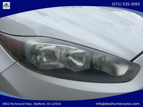 Used 2015 Ford Fiesta ST FWD image 4