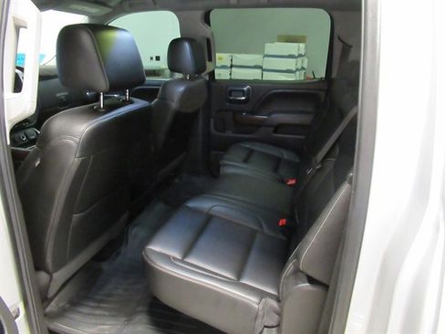 Used 2018 GMC Sierra 1500 SLT w/ SLT Preferred Package image 14