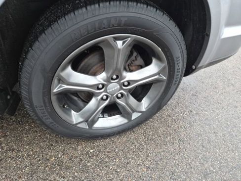 Used 2015 Dodge Journey Crossroad w/ Flexible Seating Group image 11