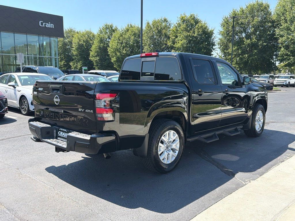 Used 2022 Nissan Frontier SV AWD/4WD image 13