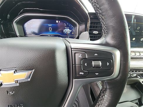Used 2022 Chevrolet Silverado 1500 LTZ image 21
