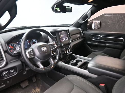 Used 2019 RAM 1500 Big Horn AWD/4WD image 13