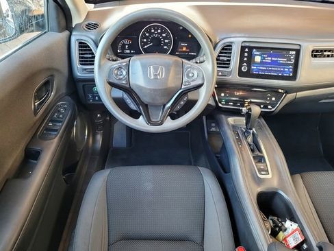 Used 2022 Honda HR-V EX image 19
