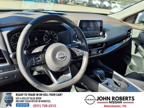 Used 2023 Nissan Rogue SL image 5