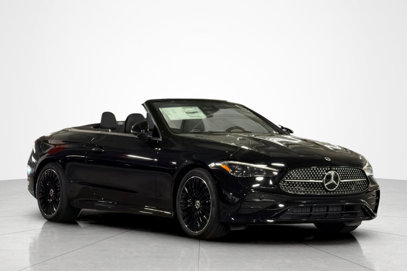 New 2027 Mercedes-Benz CLE 450 4MATIC Cabriolet image 7