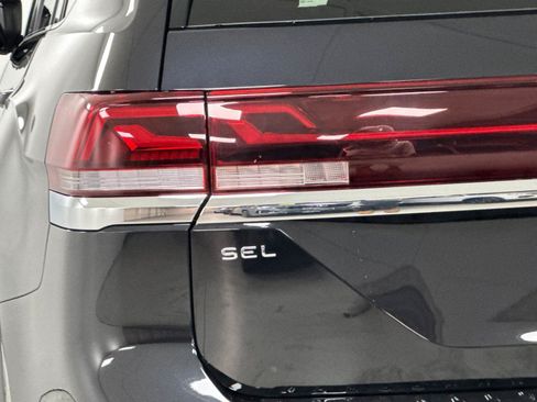 New 2026 Volkswagen Atlas SEL Premium R-Line AWD/4WD image 26