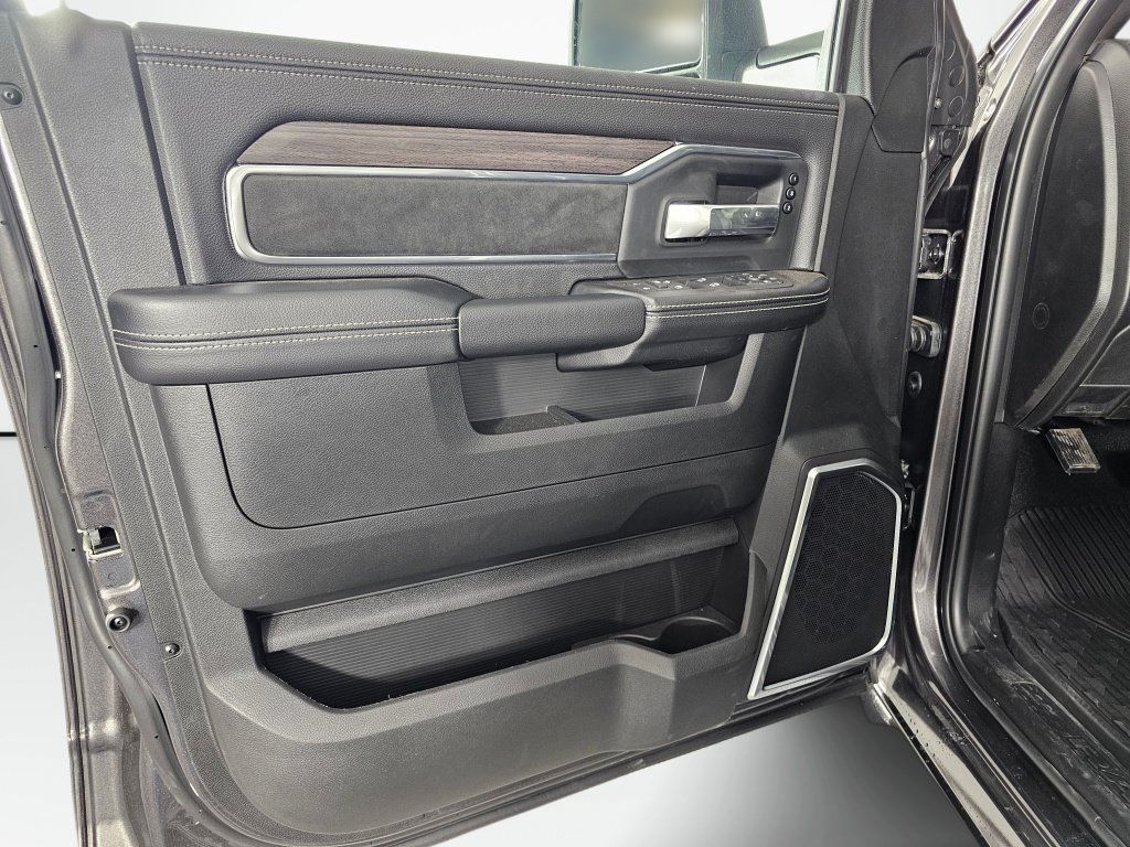 New 2026 RAM 3500 Laramie w/ Night Edition AWD/4WD image 21