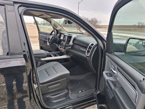 Used 2019 RAM 1500 Big Horn image 19
