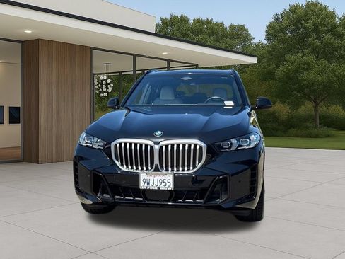 Used 2026 BMW X5 sDrive40i w/ M Sport Package RWD image 3