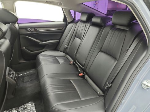 Used 2021 Honda Accord Touring image 15