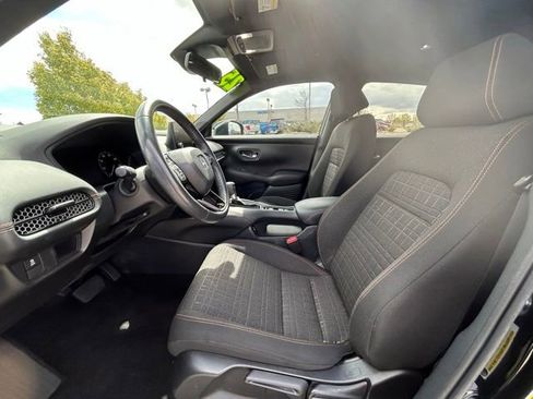 Used 2025 Honda HR-V Sport image 9