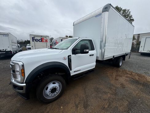 New 2025 Ford F550 2WD Regular Cab Super Duty image 4