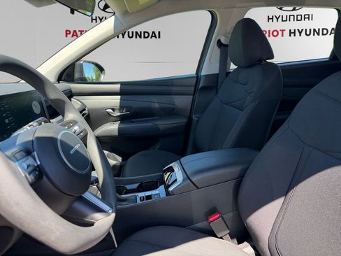 Used 2025 Hyundai Tucson SE FWD image 9