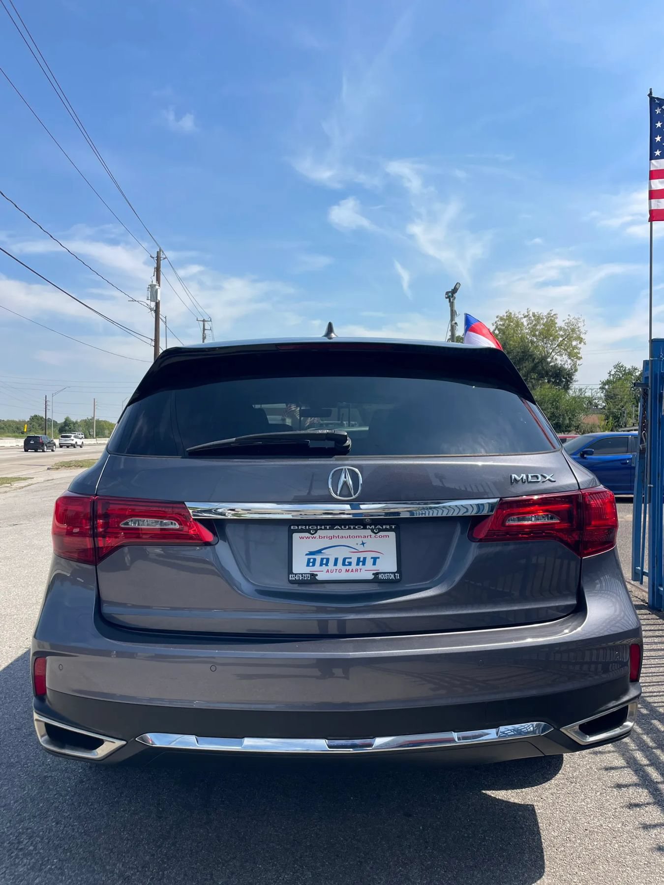 Used 2020 Acura MDX w/ Technology Package FWD image 3