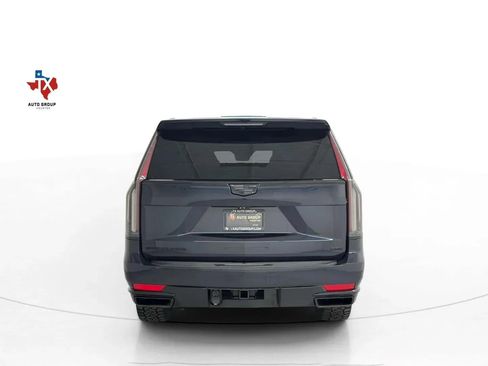 Used 2021 Cadillac Escalade ESV Sport AWD/4WD image 8