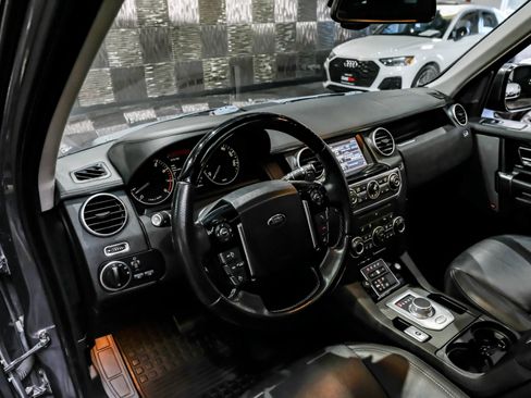 Used 2015 Land Rover LR4 HSE LUX AWD/4WD image 3