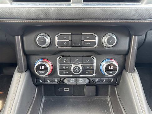 Used 2021 GMC Yukon AT4 image 32