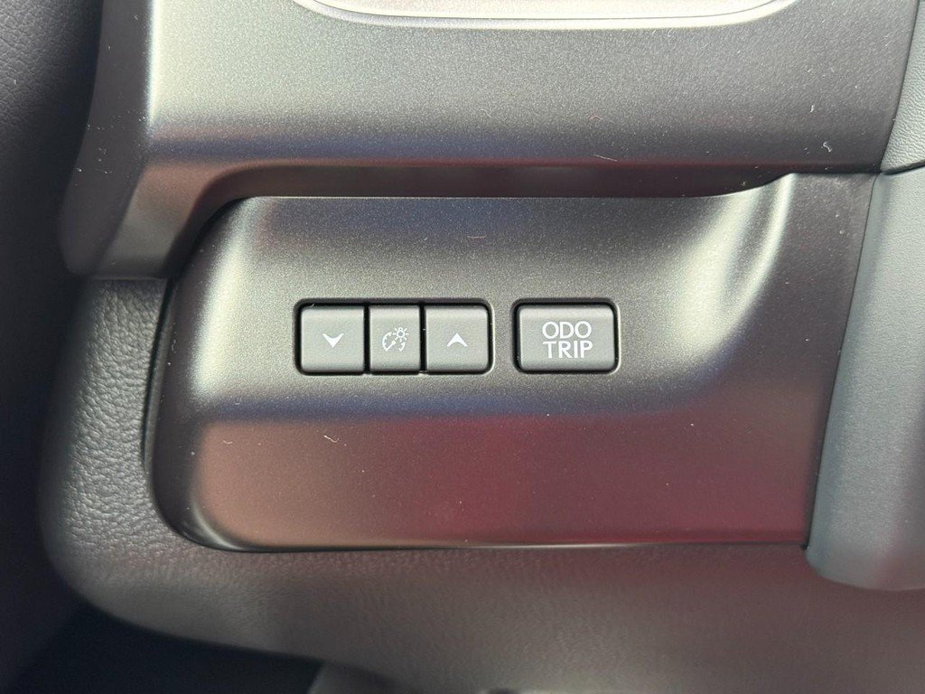 Used 2024 Lexus UX 250h F Sport FWD image 22