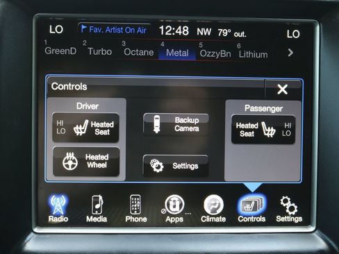 Used 2017 Jeep Grand Cherokee Altitude RWD image 24