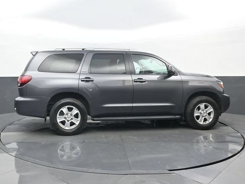 Used 2021 Toyota Sequoia SR5 w/ Premium Package RWD image 2