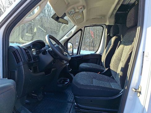 Used 2023 RAM ProMaster 2500 image 14