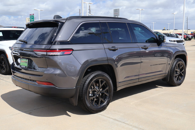 New 2026 Jeep Grand Cherokee Altitude AWD/4WD image 6