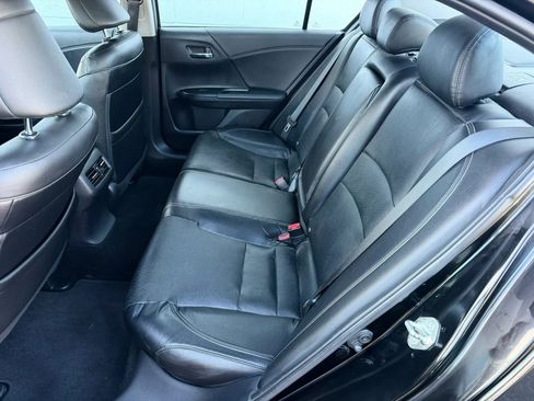 Used 2017 Honda Accord EX-L image 20