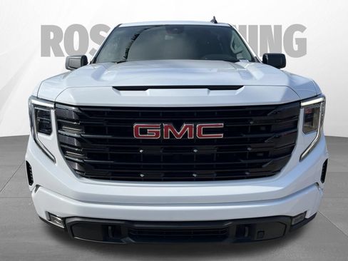 Used 2024 GMC Sierra 1500 Elevation AWD/4WD image 2