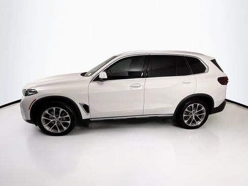 Used 2024 BMW X5 xDrive40i w/ Parking Assistance Package AWD/4WD image 8