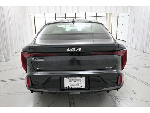 New 2025 Kia K4 GT-Line image 6