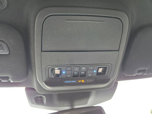 Used 2023 Ford Explorer ST w/ Equipment Group 401A AWD/4WD image 21