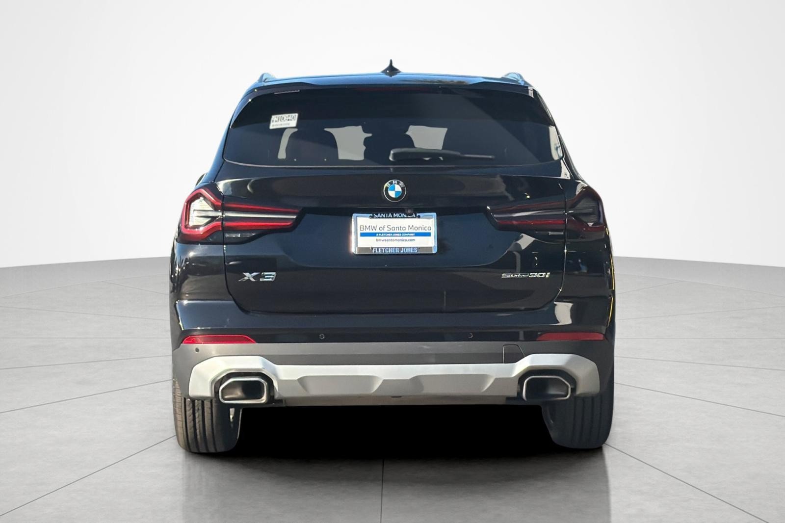 Used 2024 BMW X3 sDrive30i w/ Premium Package RWD image 4