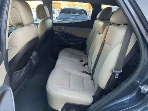 Used 2017 Hyundai Santa Fe Sport 2.0T image 28