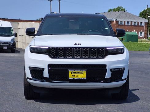 Used 2024 Jeep Grand Cherokee L Summit w/ High Altitude Package AWD/4WD image 2