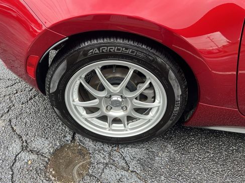 Used 2024 MAZDA MX-5 Miata Sport image 35