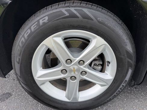 Used 2023 Chevrolet Malibu LS FWD image 30