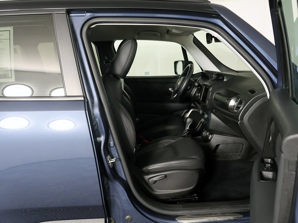 Used 2022 Jeep Renegade Limited AWD/4WD image 28