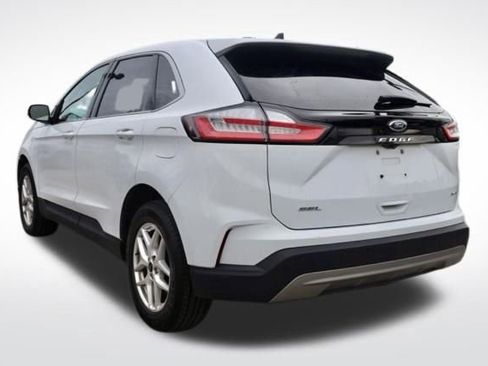 Used 2023 Ford Edge SEL image 7