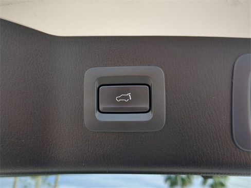 Used 2019 MAZDA CX-5 Touring image 15