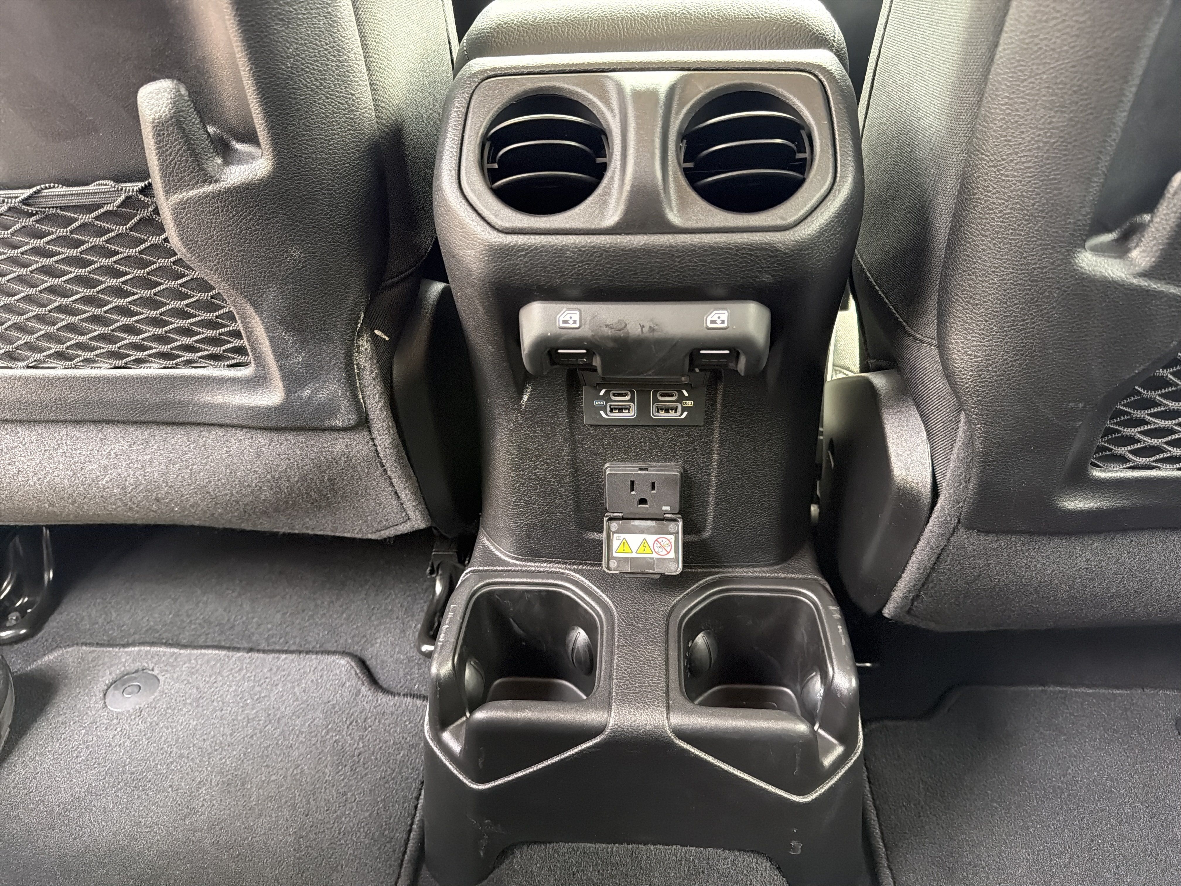Used 2026 Jeep Gladiator Mojave AWD/4WD image 29
