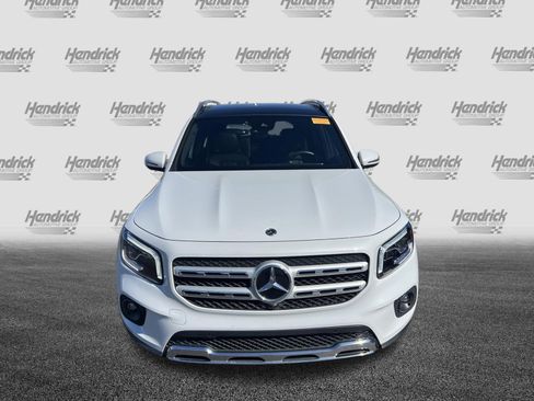 Used 2022 Mercedes-Benz GLB 250 4MATIC image 3