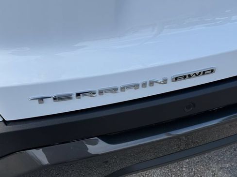 Used 2026 GMC Terrain Elevation w/ Elevation Premium Package AWD/4WD image 12