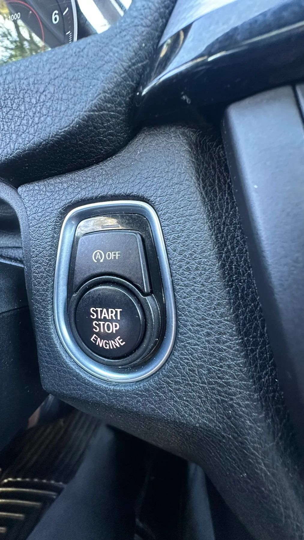 Used 2013 BMW 335i xDrive Sedan AWD/4WD image 18