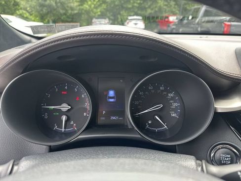 Certified 2019 Toyota C-HR Limited FWD image 11