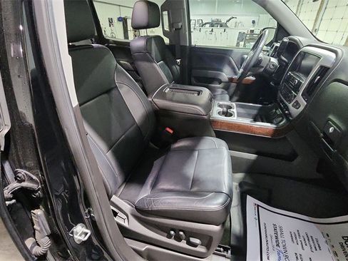 Used 2017 GMC Sierra 1500 SLT w/ SLT Premium Package image 29